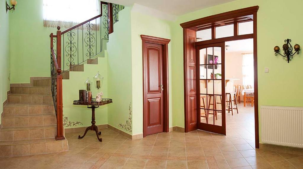 Villa Butterfly Нова-Лесна Экстерьер фото